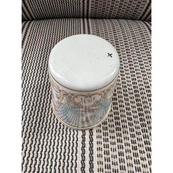 1897 Rare Antique Queen Victoria Diamond Jubilee Souvenir Enamel Cup Gilded - Picture 6 of 6